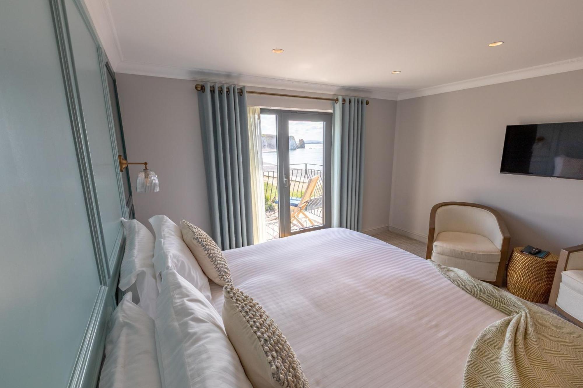 The Albion 4* Freshwater